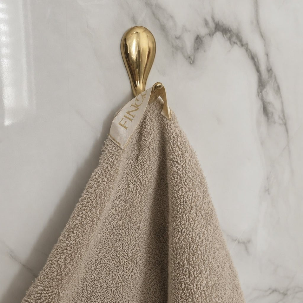 #Farbe_Taupe