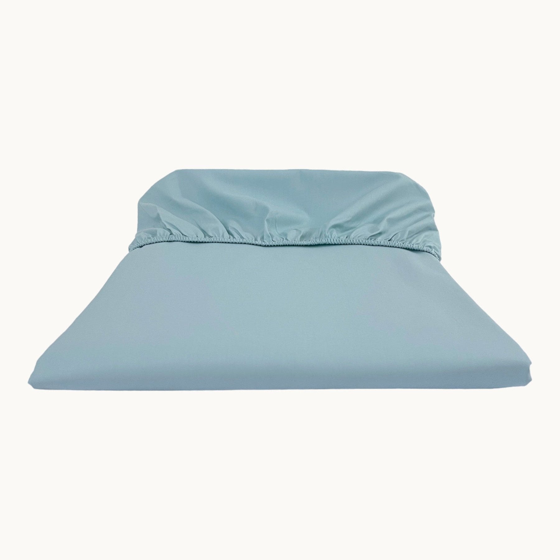 #Farbe_Atlantic Premium Spannbettlaken aus ägyptischer Baumwolle in Sanftblau, gefertigt aus Percale Stoff, perfekt für hochwertige Luxusbettwäsche und erholsamen Schlaf.