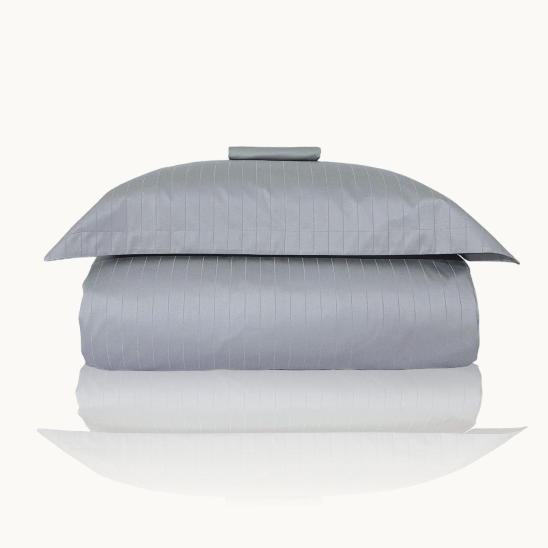 #Farbe_Ardoise Jaquard Pinstripes Bettwäsche-Set aus ägyptischer Baumwolle in Ardoise, Satin Stoff mit 600 Fäden, ideal für exklusiven Komfort und stilvolle Schlafzimmer.